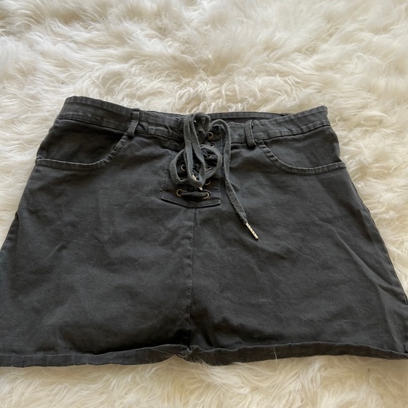 Gray lace up mini skirt - Picture 1 of 4